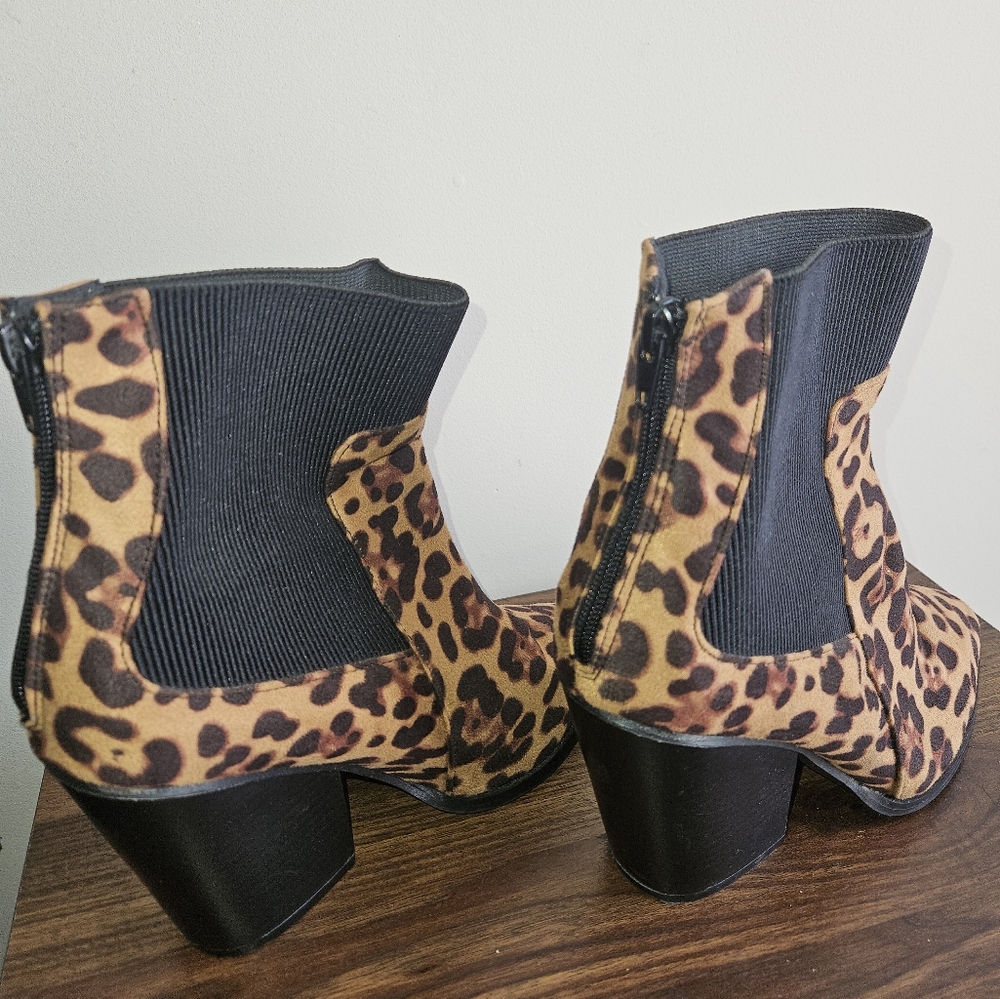 Fashion-to-Figure Leopard Print Booties